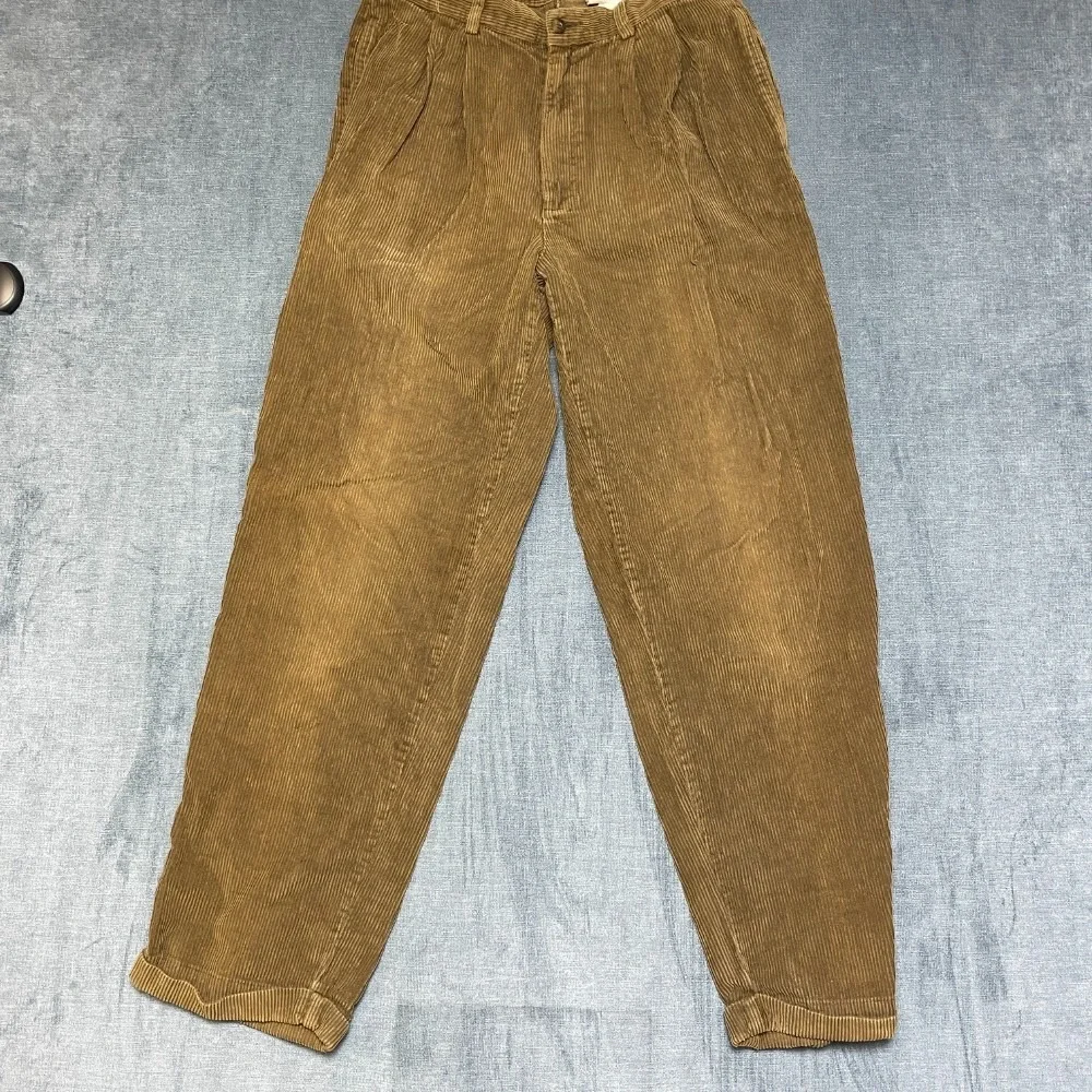 Old Navy Corduroy Pants Mens 31x31 Brown Pleated Straight Leg Cuffed Hem Chino